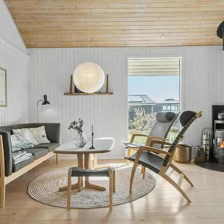 Prázdninový dům 4 Bedroom In Ebeltoft