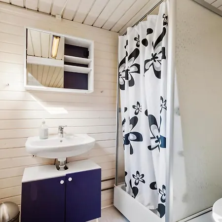Holiday home 3 Bedroom Awesome Home In Ebeltoft *