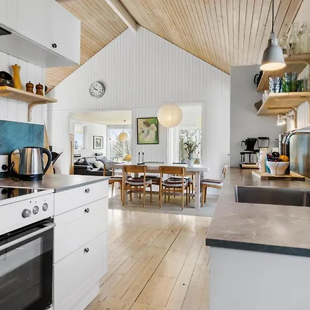 4 Bedroom In Ebeltoft